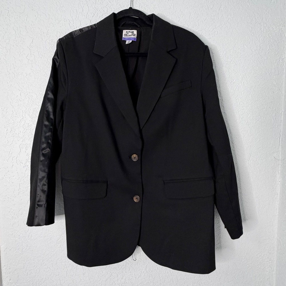 Future Collective Black Satin Stripe Blazer Jacket Women's‎ Medium